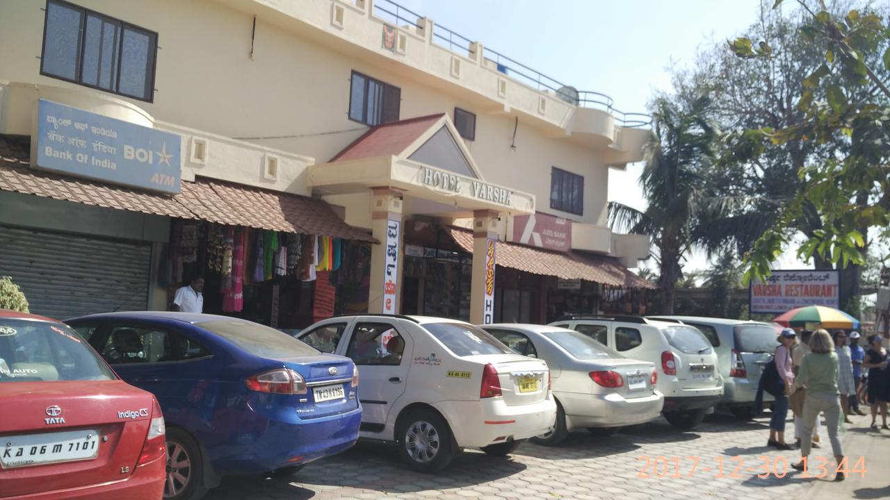 Hotel Varsha Hampi Ngoại thất bức ảnh